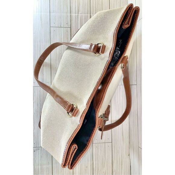 057-Coldwater Creek Neutral Canvas & Browm Butterfly Vegan Leather & Brass Trim - Picture 5 of 9